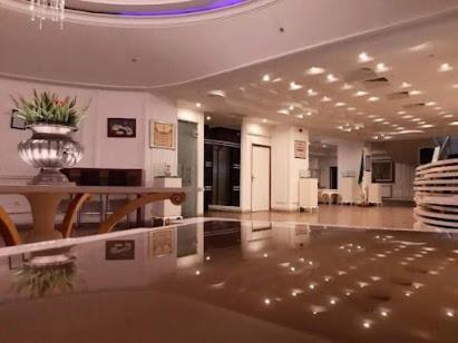 Hotel Raya Tichy Dış mekan fotoğraf